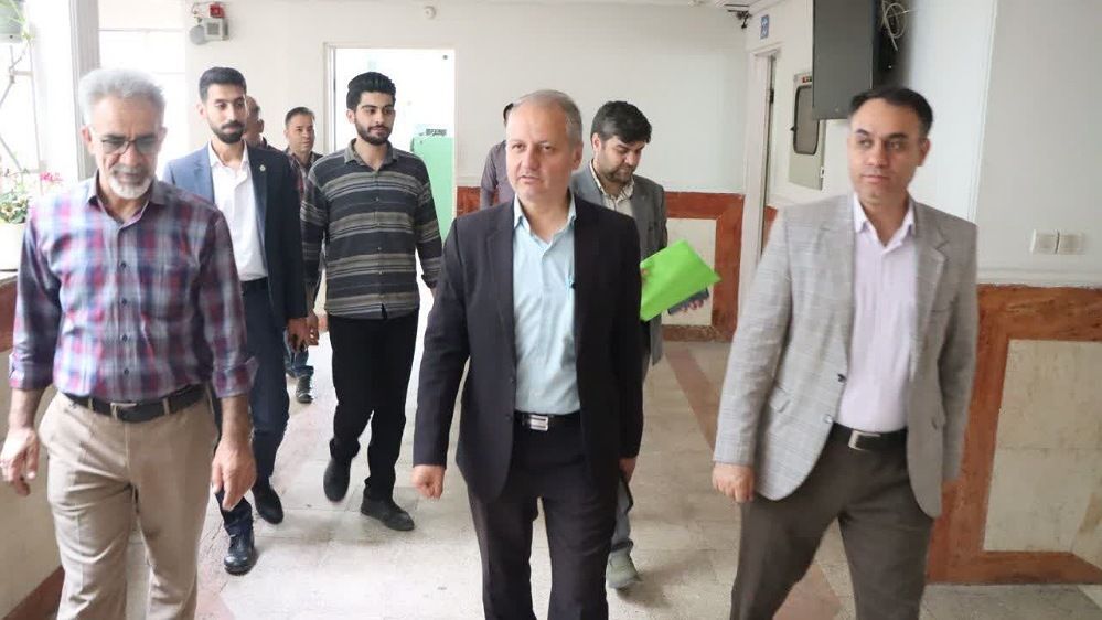 روابط عمومی پل ارتباطی میان سازمان و جامعه است