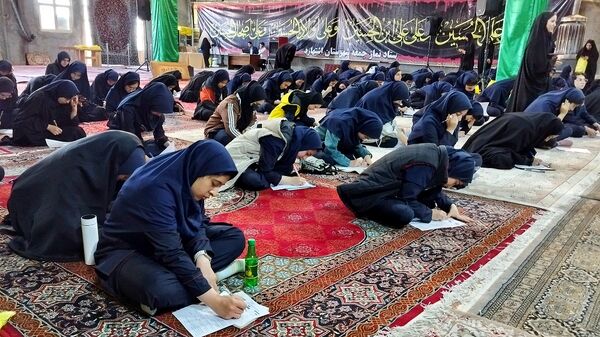 برگزاری لیگ جت دختران در مصلی بقیة اللّٰه شهرستان اشتهارد 