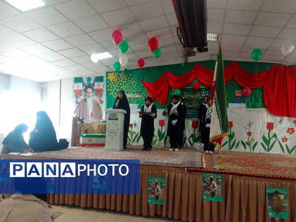 زنگ انقلاب در مدرسه بنت‌الهدی صدر با حضور مسئولین نواخته شد 