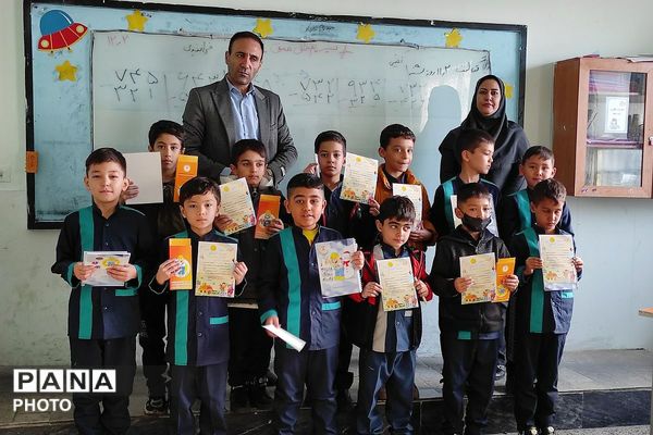 تقدیر از دانش‌آموزان ممتاز دبستان پسرانه شیخ صدوق صباشهر