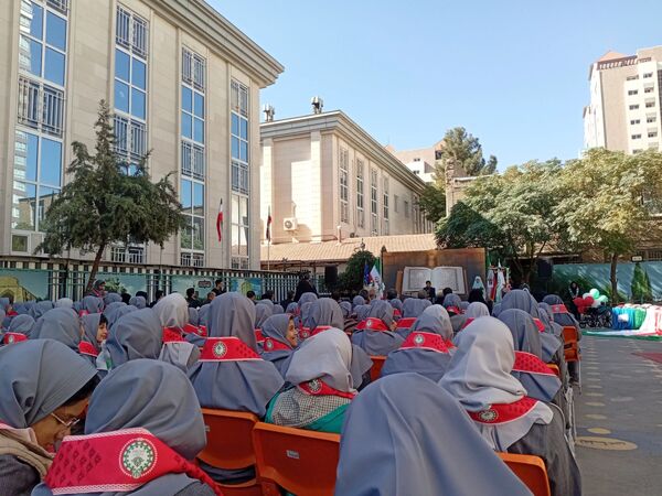 جشن عاطفه‌ها در مشهد برگزار شد