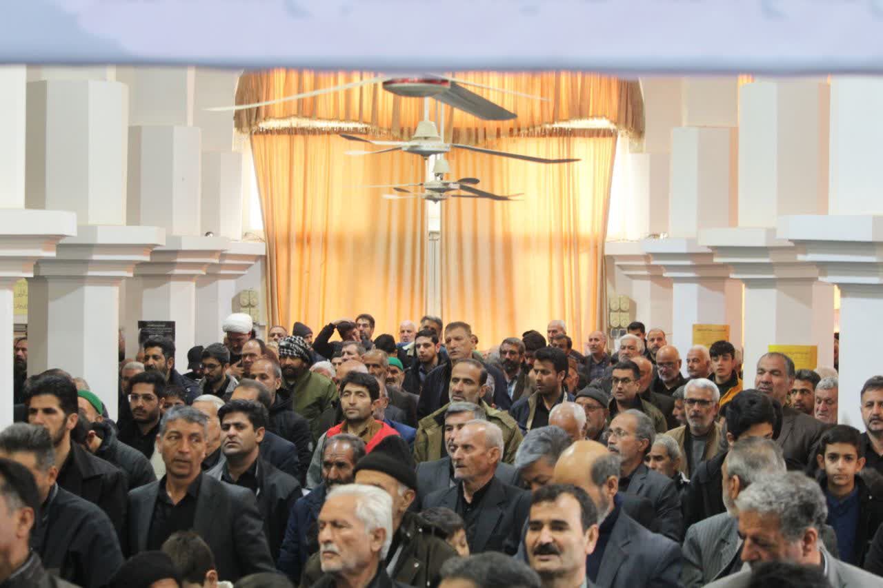 از راهپیمایی تا نماز جمعه و نمایش اتحاد امت اسلامی با حضور مسئولین در خلیل‌آباد