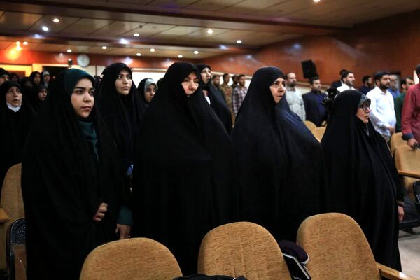 همایش «مدار امید» با حضور فعالان رسانه بسیج در قم