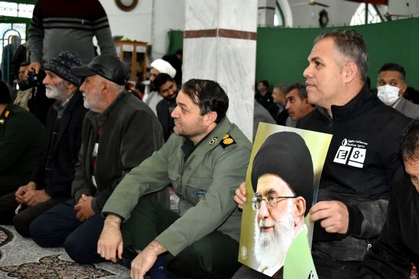 پایبندی به ارزش‌های انقلاب و ولایتمداری با حضور در مراسم 9 دی