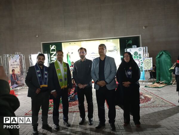 نمایشگاه نماز در حاشیه سی و سومین اجلاس نماز در مشهد مقدس 