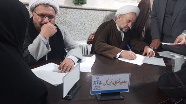 میز خدمت قضائی در مسجد امام هادی (ع) بیرجند 