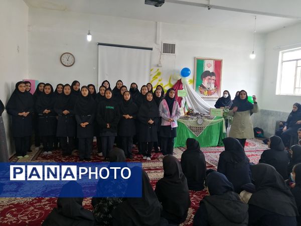 جشن مبعث پیامبر (ص) در دبیرستان فیاض