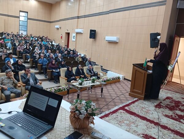 اولین جلسه بیلان هشدار  دبیرستان وکیلی ۹ در نیشابور