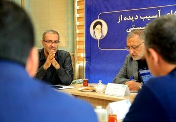 بازدید سرزده زاکانی از ستاد بازسازی ساختمان‌های آسیب‌دیده منطقه ۶