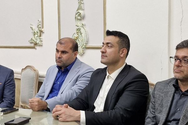 آیین تجلیل از خبرنگاران و اصحاب رسانه در محمودآباد