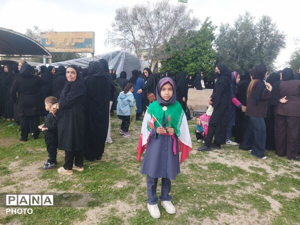 تشییع  و خاکسپاری دو برادر شهید دانش‌آموز در شهر مصیری رستم