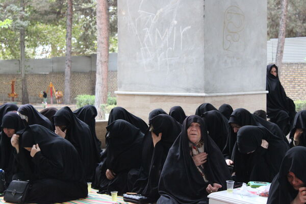 مراسم جاماندگان اربعین در کنار مزار شهدای سملقان