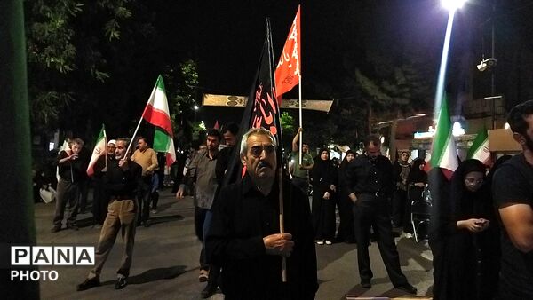حماسه سازی مردم برای صد و بیست و چهار شب در مسجد جامع شهرستان نیشابور