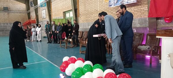 برگزاری المپیاد ورزشی در کبودرآهنگ با تأکید بر تلاش علمی و هوشیاری دانش‌آموزان