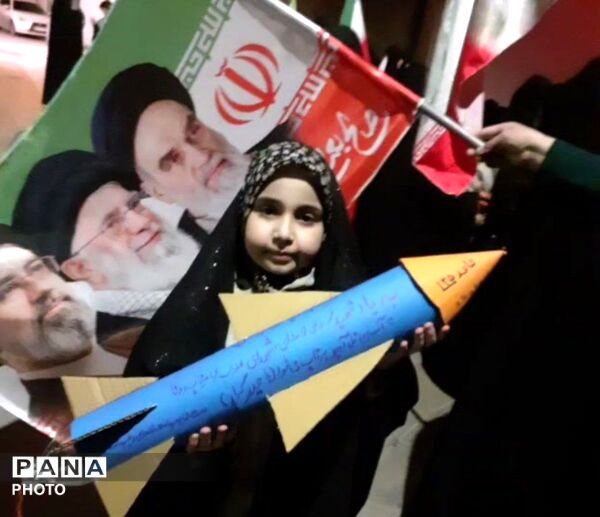 موشک‌های مقاومت  در دست دختران لالجین
