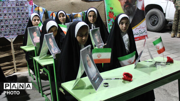 میدان‌داری دانش‌آموزان سملقانی در میدان مقاومت