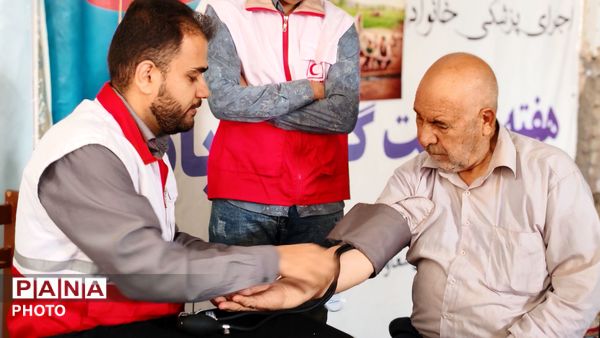 کمپین اندازه گیری فشار خون در نیشابور 