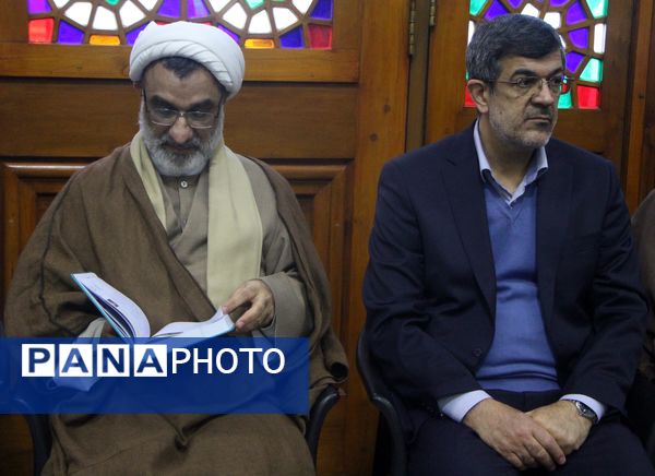 مراسم بزرگداشت حماسه 9 دی در مسجد حظیره در یزد