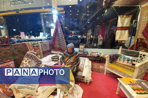 نمایشگاه برکت باحضور کارآفرینان طرح های اشتغال‌زایی در مشهد