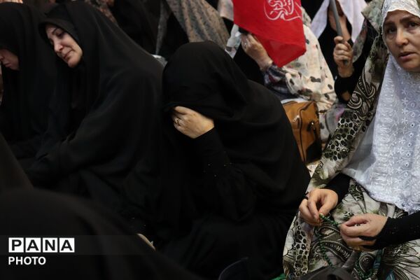تجلی عهد دوباره در مصلی نماز جمعه