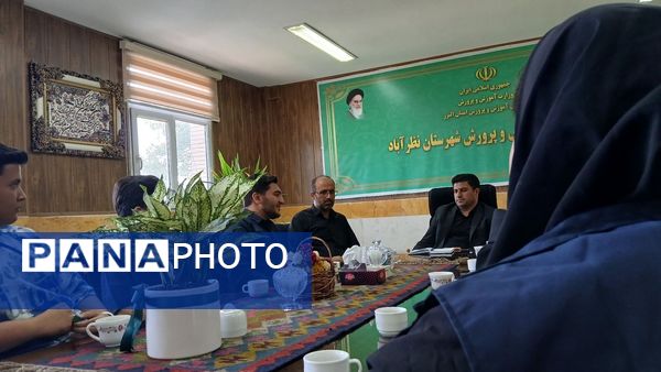 تجلیل از خبرنگاران فعال شهرستان نظرآباد در هفته خبرنگار