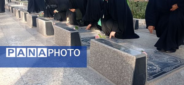 مراسم یادواره شهدای نیشابور درجوار آرامگاه فضل بن شاذان