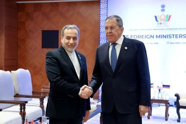 عراقچی، لاوروف را در جریان تحولات پس از آتش‌بس قرار داد