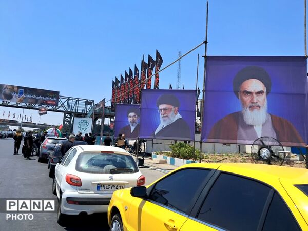  آخرین  وداع  ملت ایران با رهبر شهید در روز تشییع 