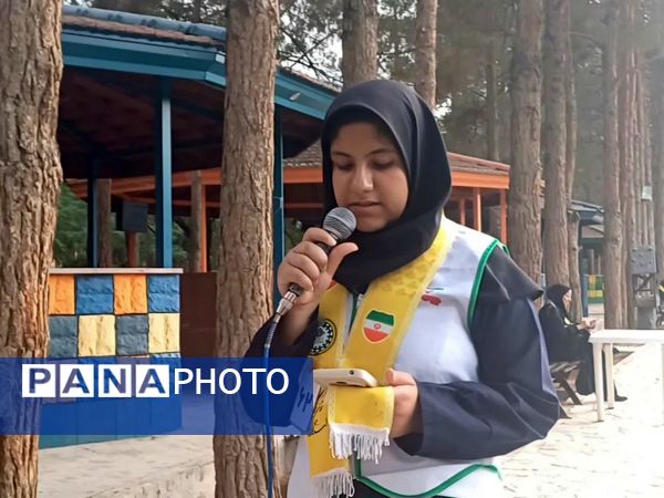 ‌‌روز دوم پیش اردوی ملی پیشتازان سازمان دانش آموزی استان اصفهان