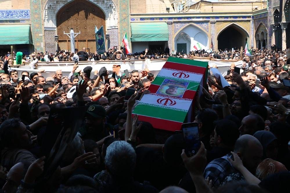 وداع با پیکر مطهر شهید حسین امیرعبدالهیان در شهرستان ری