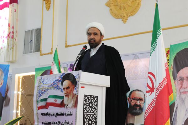 همایش گرامیداشت هفته معلم در شهرستان گرمه