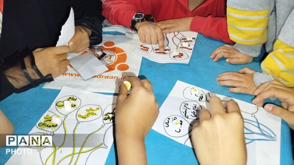 مشق ایستادگی در دل‌های کوچک