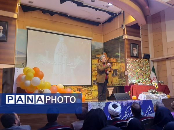 مراسم اعطا حکم اعضای کمیته‌های موسسه علامه امینی مشهد