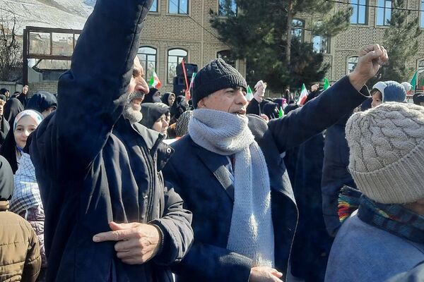 ایستادگی و حضور گرم مردم دماوند در راهپیمایی ۲۲ بهمن
