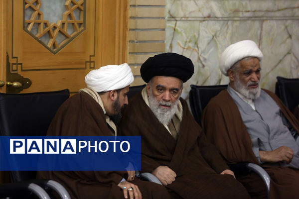 مراسم بزرگداشت شهدای اغتشاشات دیماه در قم