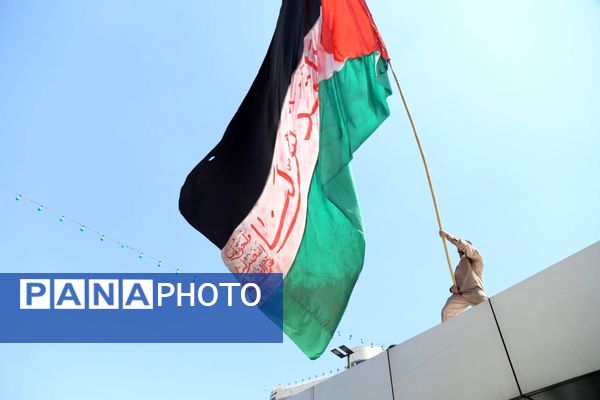 مشهد، حماسه‌ای به وسعت قدس؛ طنین فریاد مقاومت در خیابان‌ها