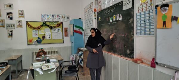 روشنگریِ جهادی؛ جهادِ آموزشیِ معلمان در مدارس یزد