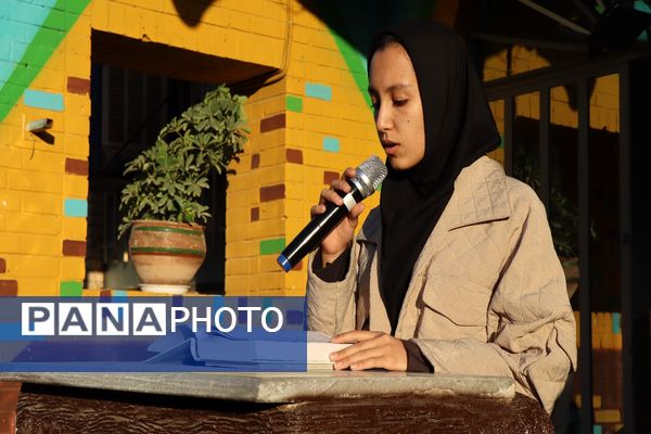 صبحگاه مدرسه شیخ مفید پاکدشت