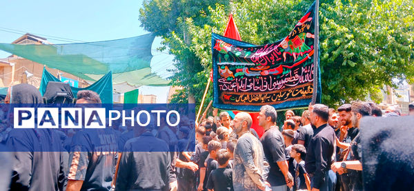 حماسه‌ای دیگر در بروجرد؛ حضور پرشور مردم در اجتماع عظیم عاشورایی