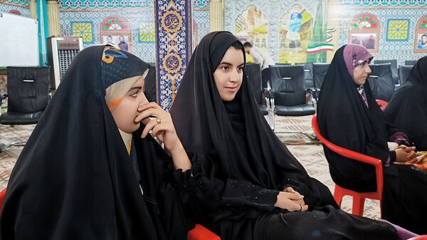 نخستین نشست طرح «همراه با شهید» در یاسوج کلید خورد