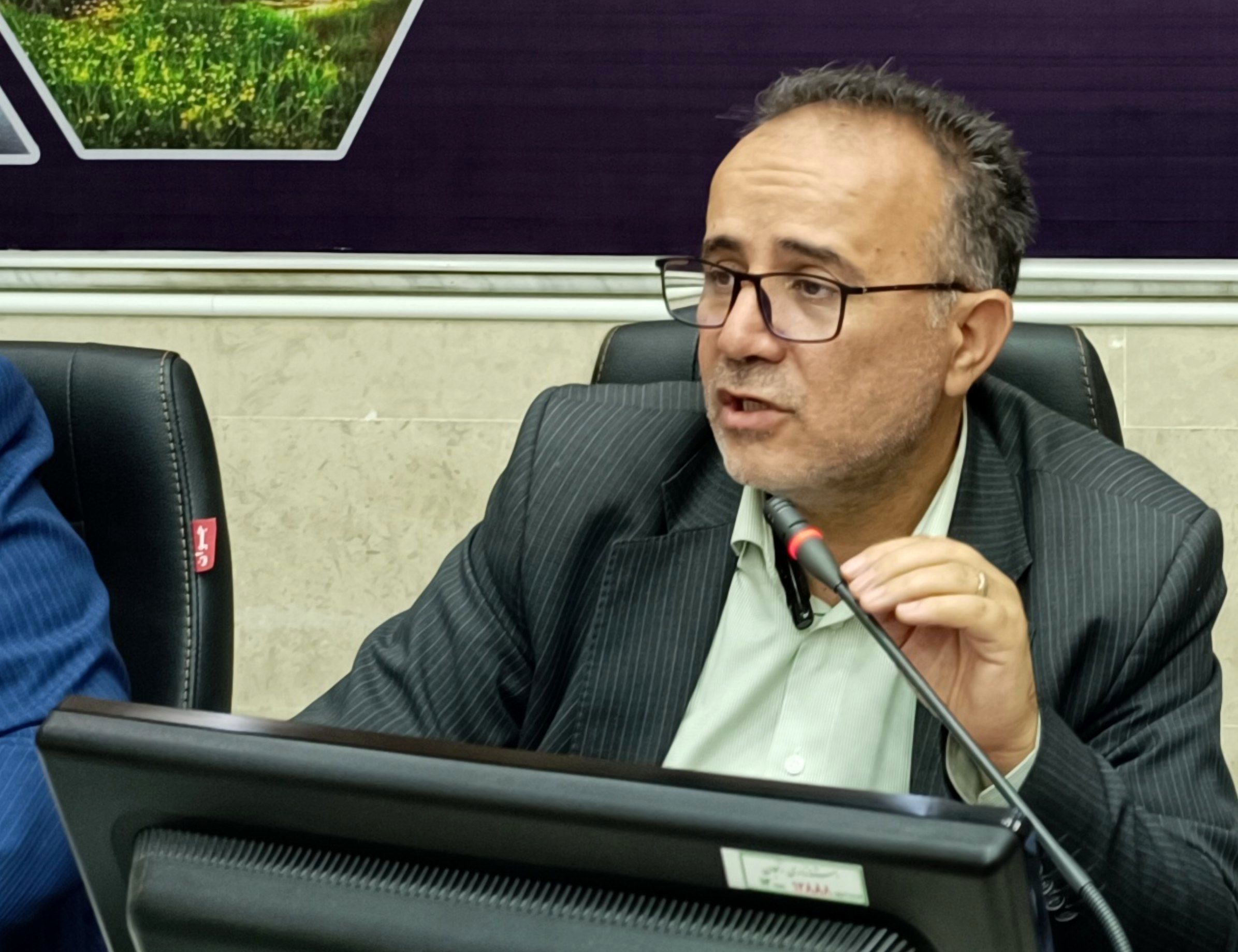 وضعیت نامطلوب مدارس و کمبود فضای آموزشی در ابهر