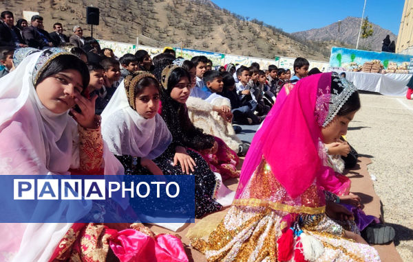 تقدیر از دانش‌آموزان تلاشگر میانکوه 