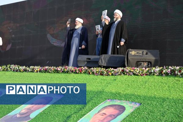 برنامه تلویزیونی محفل قرآنی خــادم الرضــا