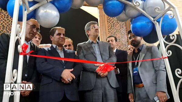 از ریشه تا رویش با حضور مسئولان استان یزد