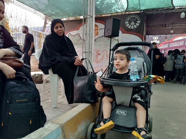 موکب «هم‌قدم تا حرم»؛ میعادگاه خادمان دانش‌آموز