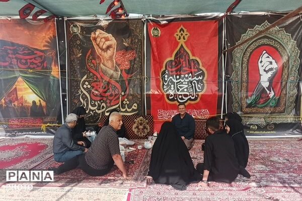 استقرار موکب‌های مردمی، دانش آموزی و خدمت‌رسان ارتش به زائران اربعین
