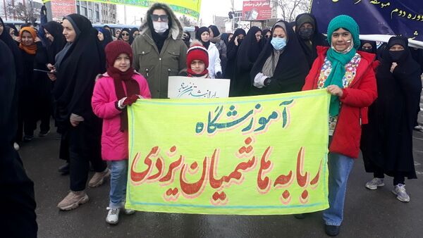 جلوه‌هایی از حماسه آفرینی مردم شیروان در راهپیمایی ۲۲ بهمن 