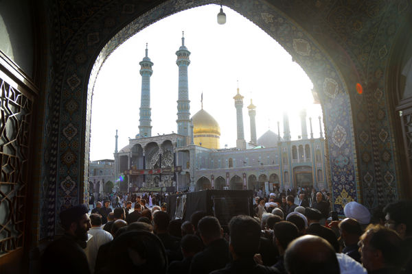 تشییع همسر آیت الله شبیری زنجانی در قم