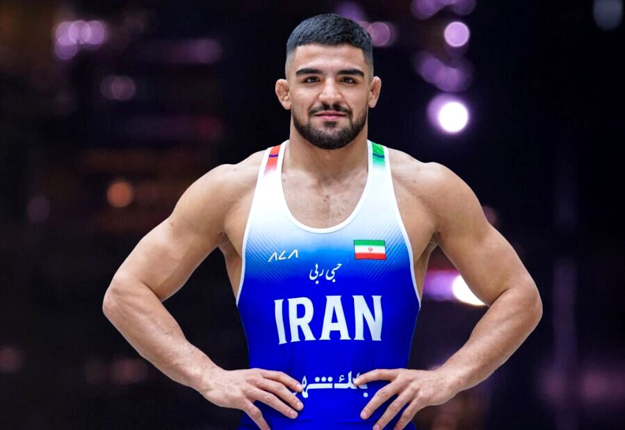 کشتی آزاد امیدهای جهان؛ عظیمی طلا گرفت