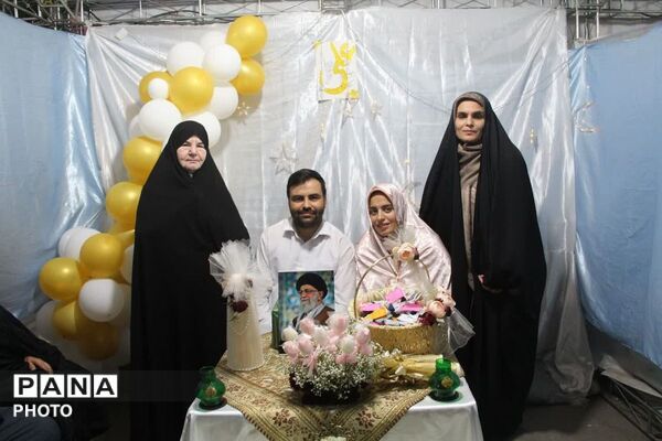 وقتی «بله» زیر سایه عشق علوی طنین‌انداز شد؛ روایت یک شب متفاوت در غرفه مهدی‌ یاران